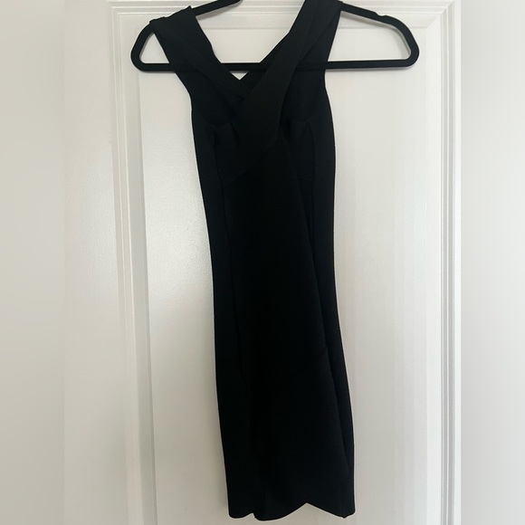 LIKE NEW - GUESS black bodycon dress - XS - Picture 3 of 4